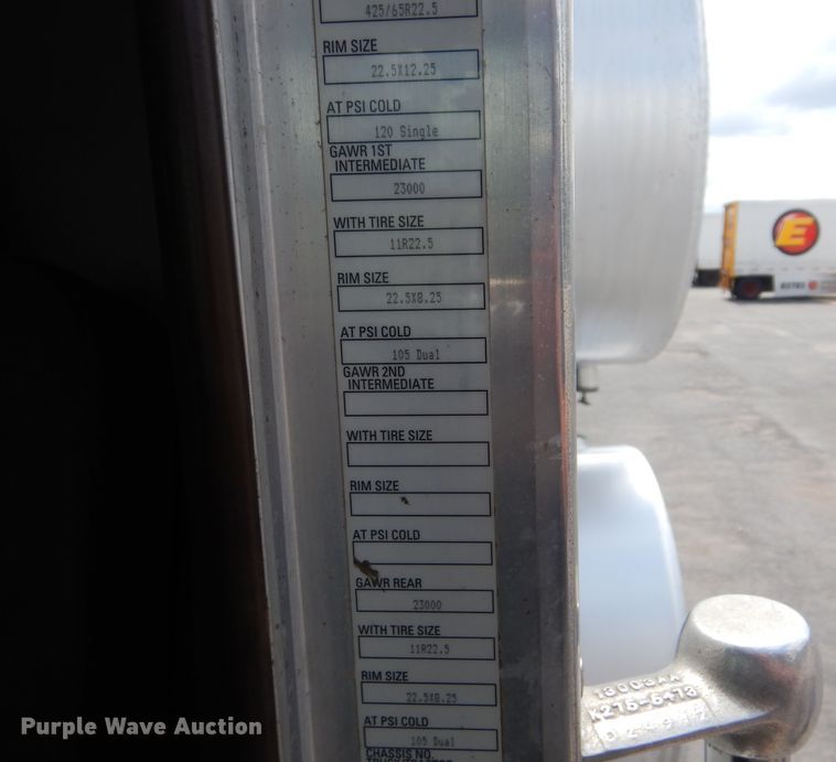 image for item DI0394 2014 Kenworth T800  vacuum truck