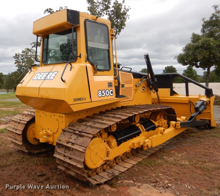 image for item DI0435 2003 John Deere 850C Series II  dozer