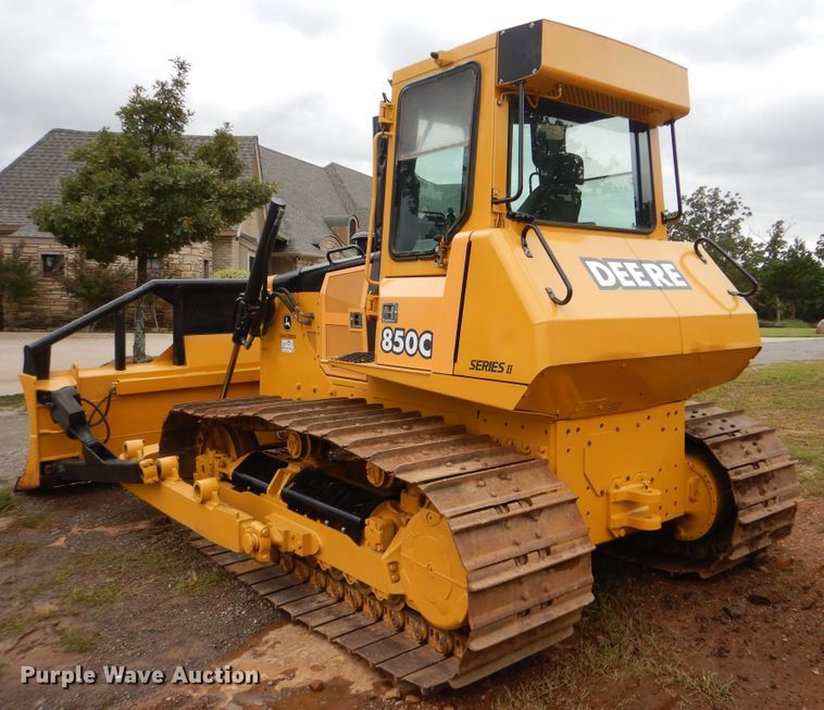 image for item DI0435 2003 John Deere 850C Series II  dozer