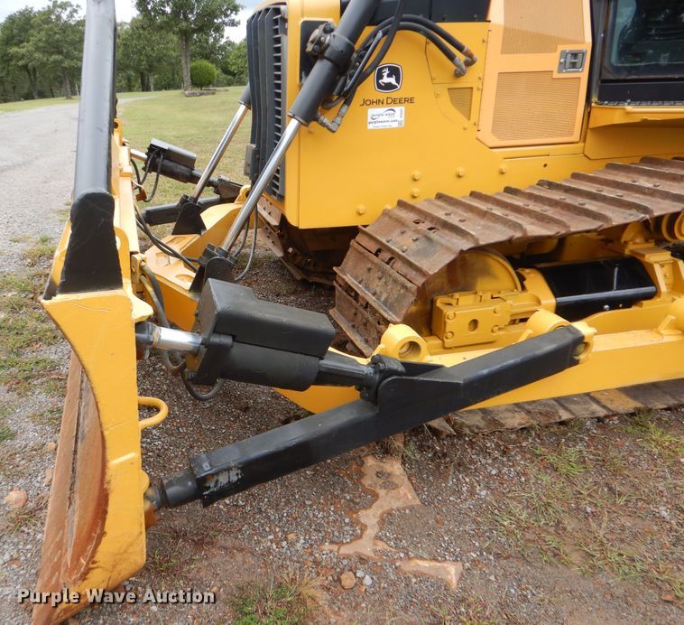 image for item DI0435 2003 John Deere 850C Series II  dozer