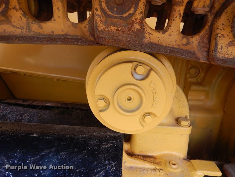 image for item DI0435 2003 John Deere 850C Series II  dozer