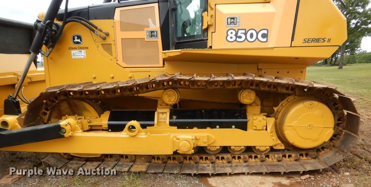 image for item DI0435 2003 John Deere 850C Series II  dozer