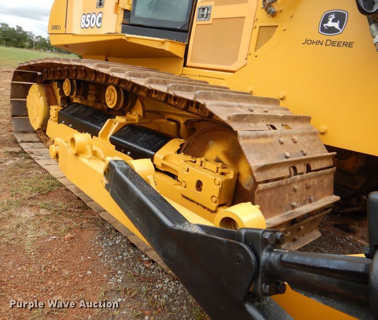 image for item DI0435 2003 John Deere 850C Series II  dozer