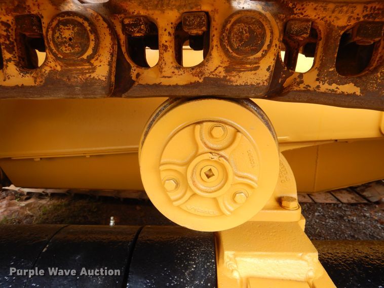 image for item DI0435 2003 John Deere 850C Series II  dozer