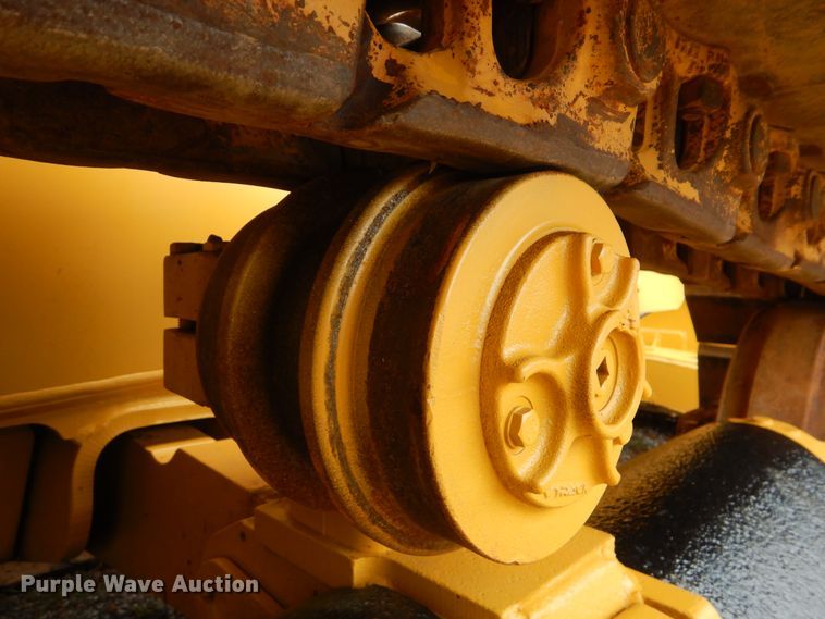 image for item DI0435 2003 John Deere 850C Series II  dozer