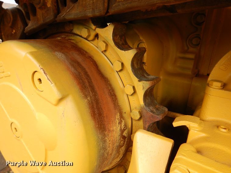 image for item DI0435 2003 John Deere 850C Series II  dozer