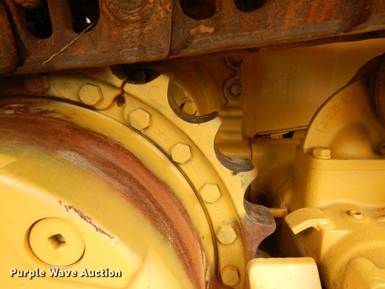 image for item DI0435 2003 John Deere 850C Series II  dozer