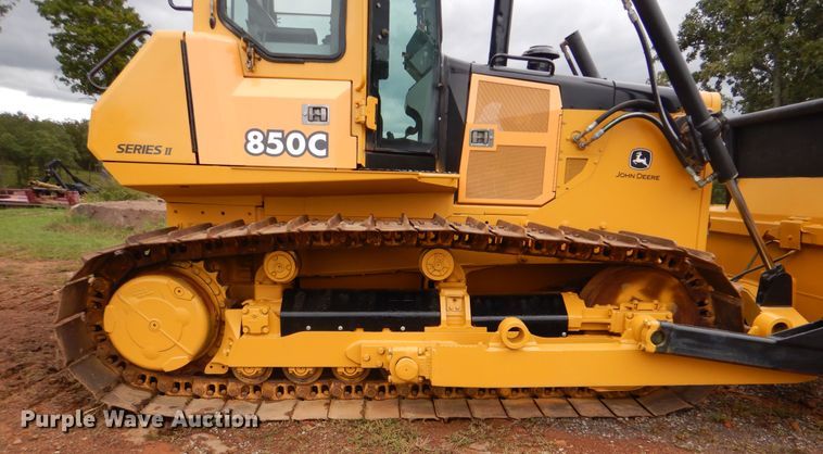 image for item DI0435 2003 John Deere 850C Series II  dozer