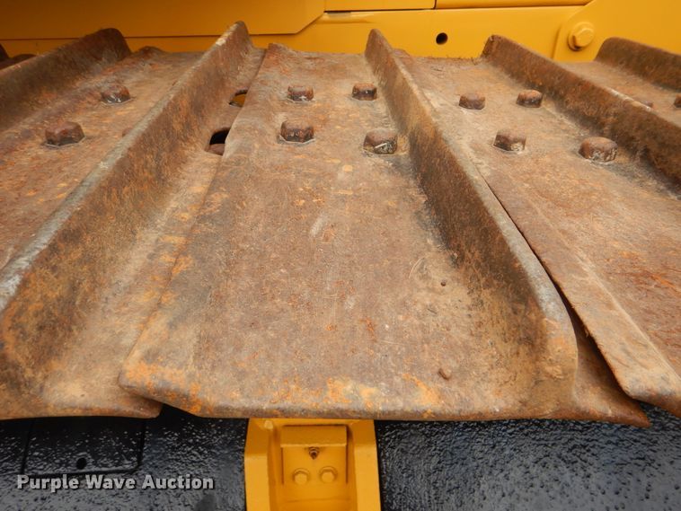 image for item DI0435 2003 John Deere 850C Series II  dozer