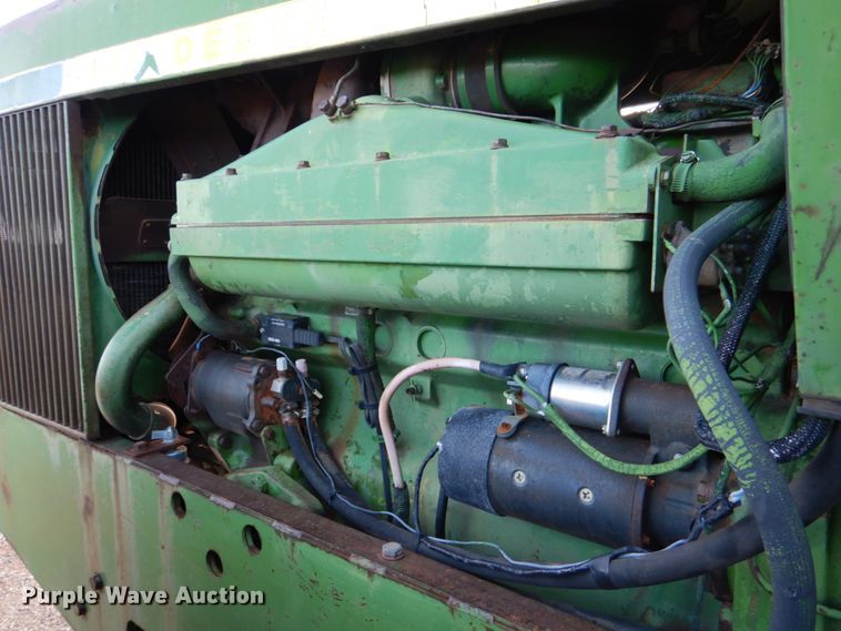 image for item DI0446 1974 John Deere 7520  4WD tractor