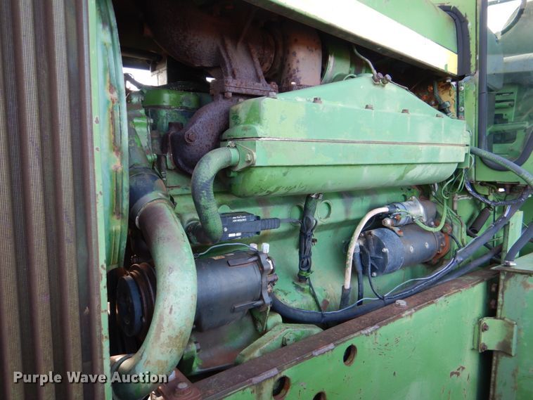 image for item DI0446 1974 John Deere 7520  4WD tractor