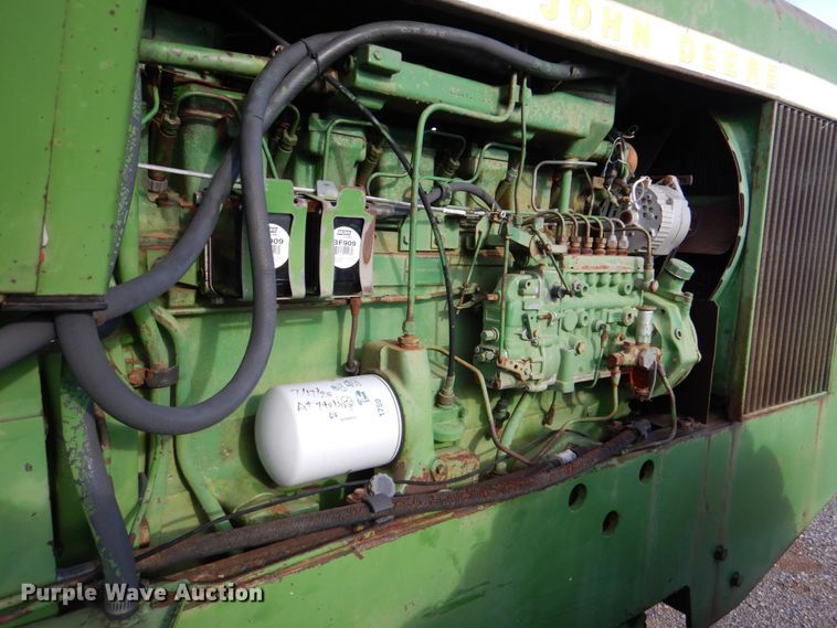 image for item DI0446 1974 John Deere 7520  4WD tractor