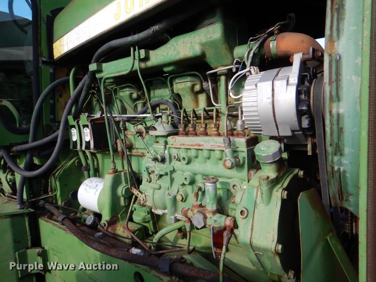 image for item DI0446 1974 John Deere 7520  4WD tractor