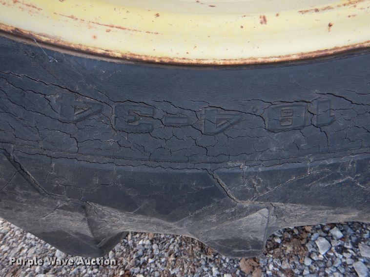 image for item DI0446 1974 John Deere 7520  4WD tractor