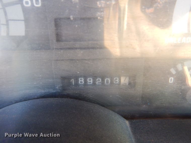 image for item DI0447 1994 GMC TopKick C5500  digger derrick truck