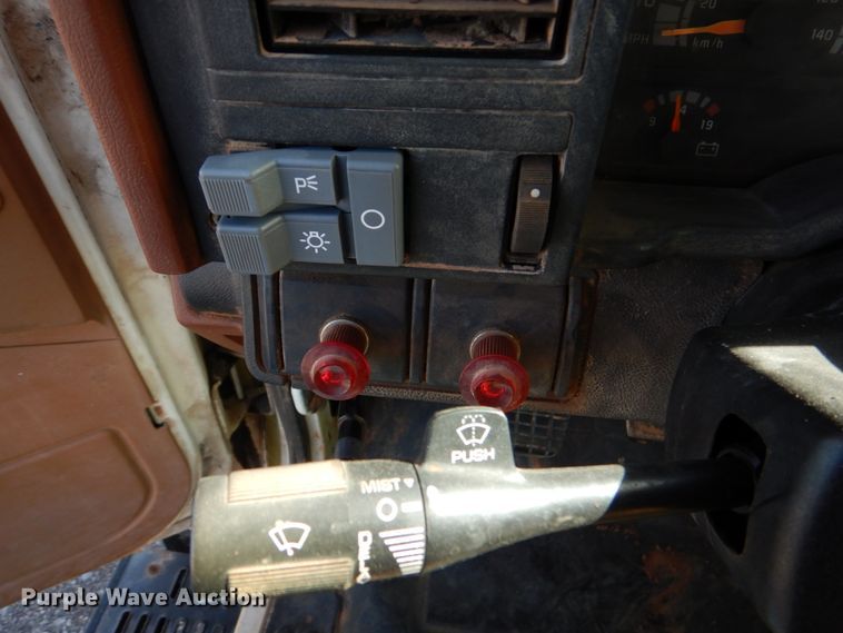 image for item DI0447 1994 GMC TopKick C5500  digger derrick truck