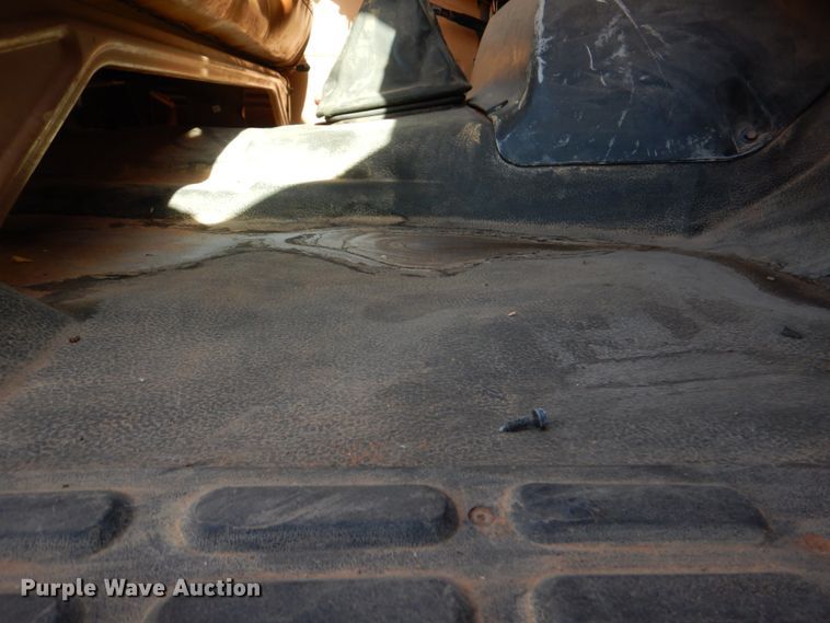 image for item DI0447 1994 GMC TopKick C5500  digger derrick truck