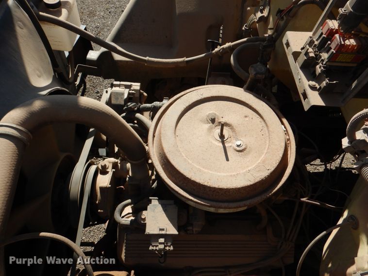 image for item DI0447 1994 GMC TopKick C5500  digger derrick truck