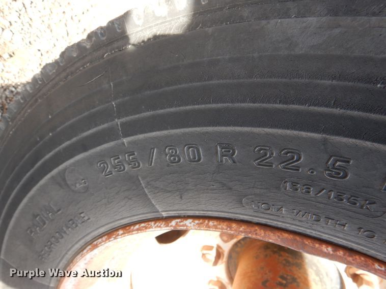 image for item DI0447 1994 GMC TopKick C5500  digger derrick truck