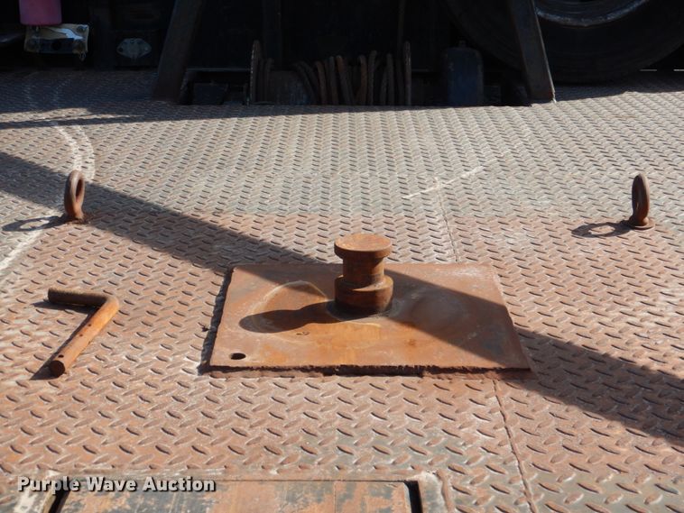 image for item DI0448 1999 GMC C6500  winch truck