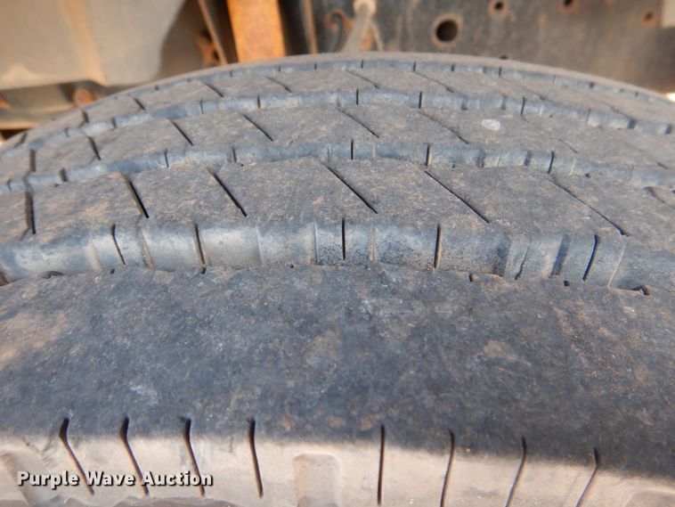 image for item DI0448 1999 GMC C6500  winch truck