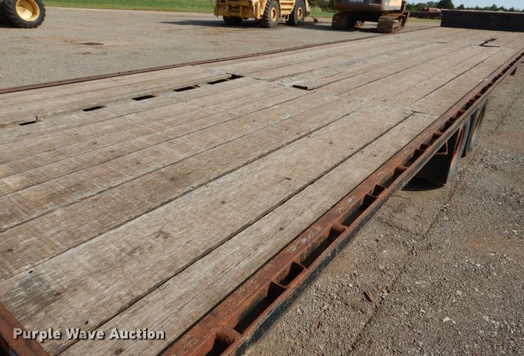 image for item DI0449 2000 DJ equipment trailer