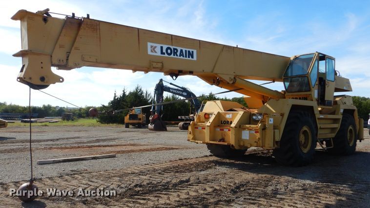 image for item DI0453 1979 Lorain LRT400  crane