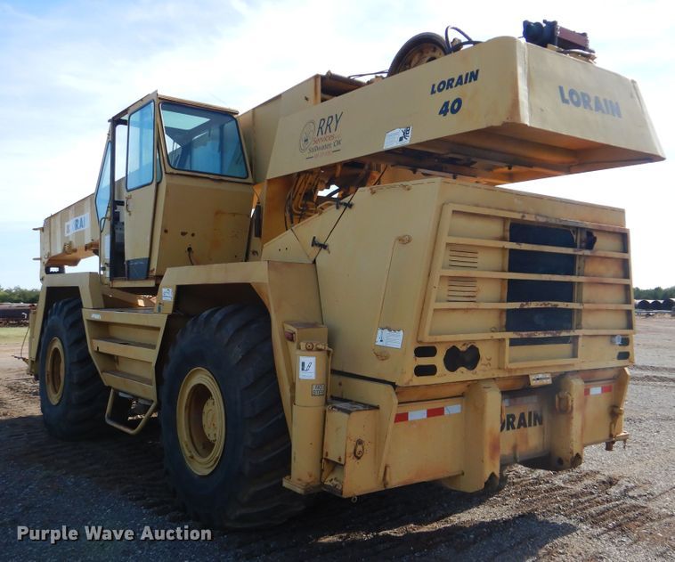 image for item DI0453 1979 Lorain LRT400  crane