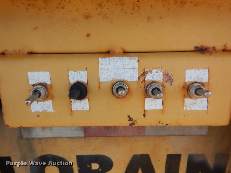 image for item DI0453 1979 Lorain LRT400  crane