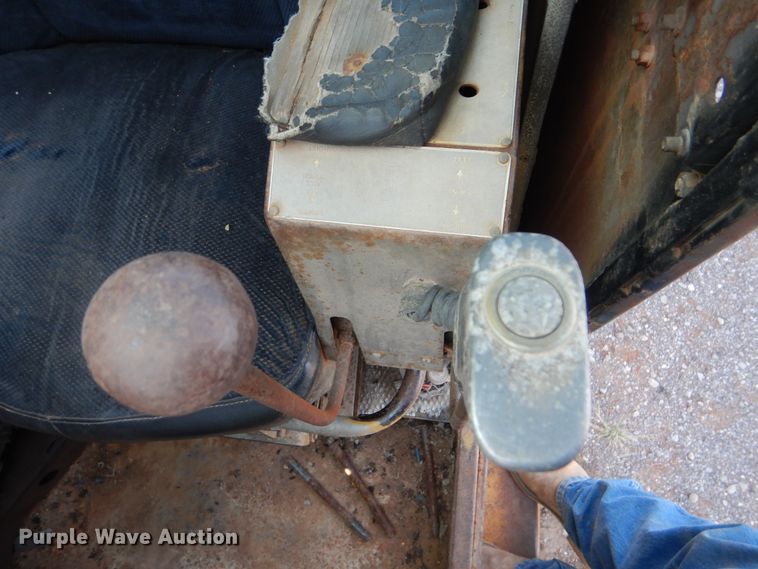 image for item DI0453 1979 Lorain LRT400  crane