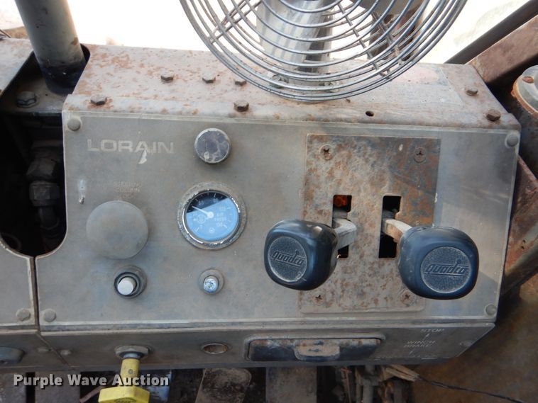 image for item DI0453 1979 Lorain LRT400  crane