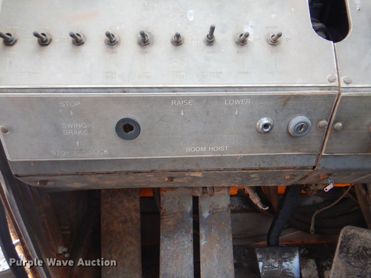 image for item DI0453 1979 Lorain LRT400  crane