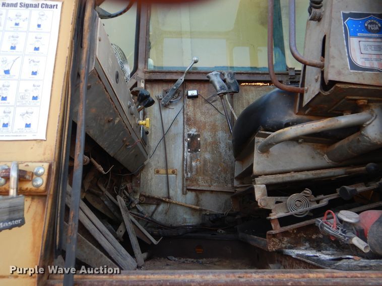 image for item DI0453 1979 Lorain LRT400  crane