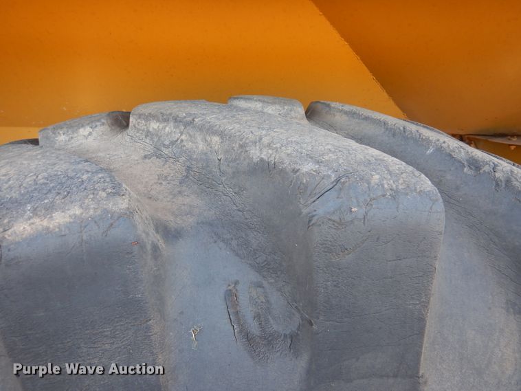 image for item DI0453 1979 Lorain LRT400  crane