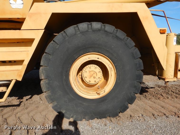 image for item DI0453 1979 Lorain LRT400  crane