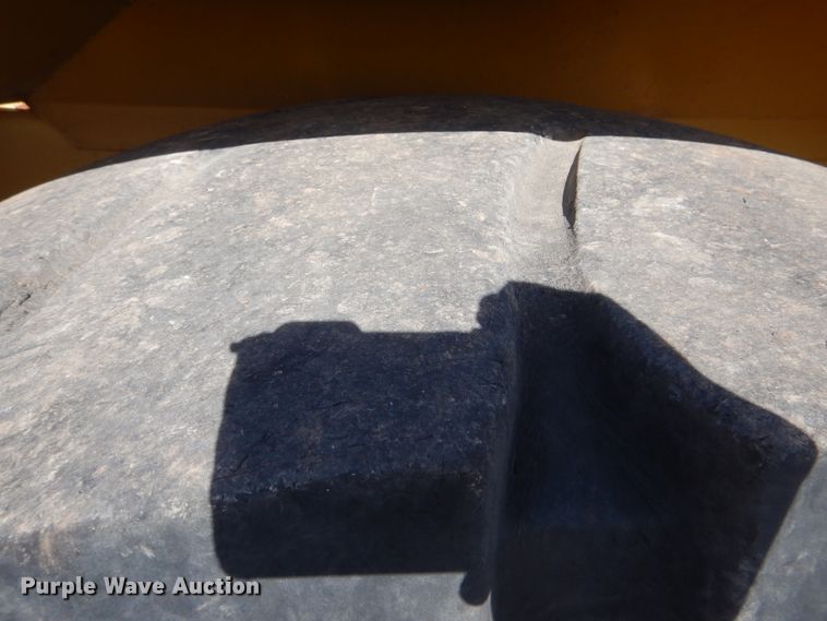 image for item DI0453 1979 Lorain LRT400  crane