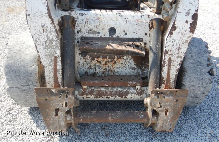 image for item DI0468 2002 Bobcat S250  skid steer loader