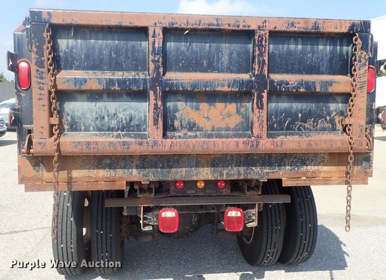 image for item DI4654 2005 Ford F650  dump truck