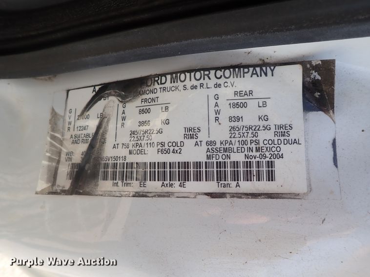 image for item DI4654 2005 Ford F650  dump truck