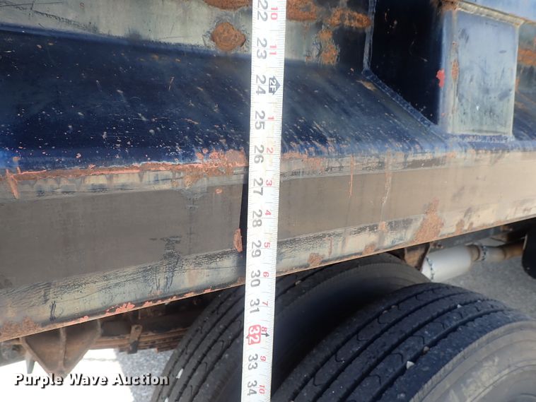 image for item DI4654 2005 Ford F650  dump truck