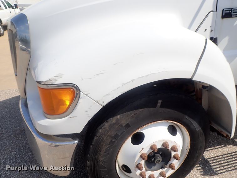 image for item DI4654 2005 Ford F650  dump truck