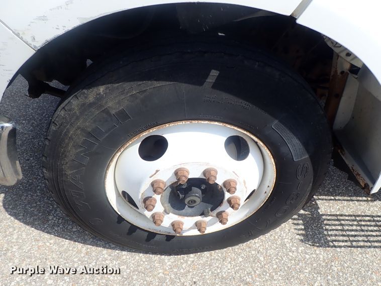 image for item DI4654 2005 Ford F650  dump truck