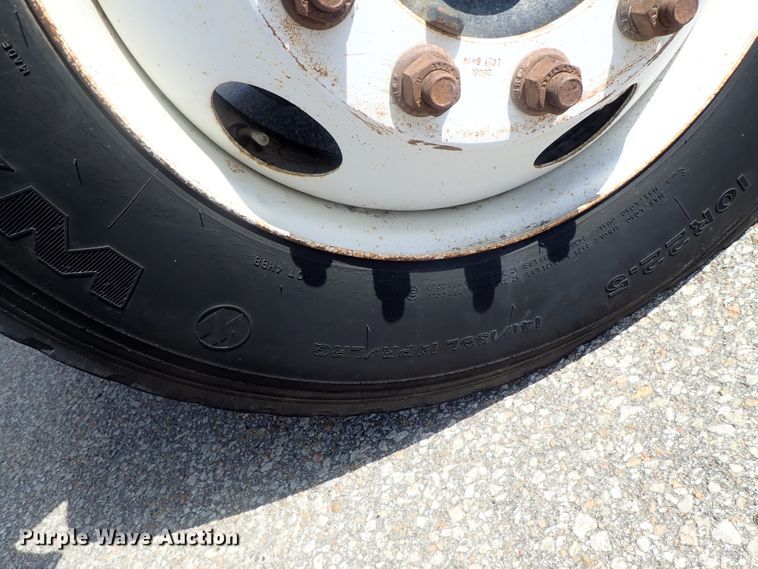 image for item DI4654 2005 Ford F650  dump truck