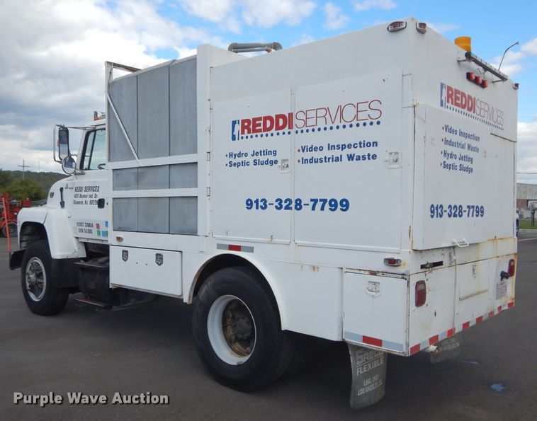 image for item DI8308 1994 Ford L8000  sewer jetter  truck