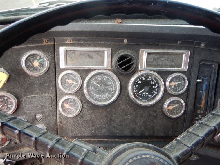 image for item DI8308 1994 Ford L8000  sewer jetter  truck