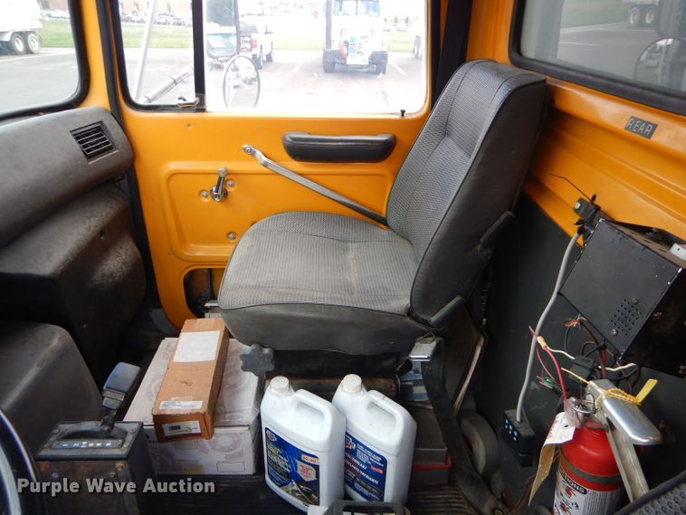 image for item DI8308 1994 Ford L8000  sewer jetter  truck