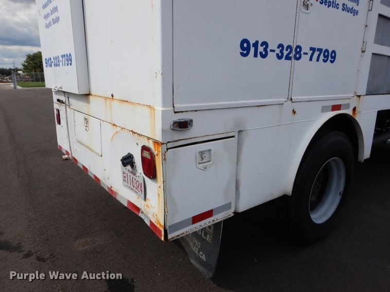 image for item DI8308 1994 Ford L8000  sewer jetter  truck