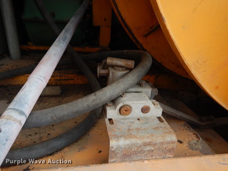 image for item DI8308 1994 Ford L8000  sewer jetter  truck