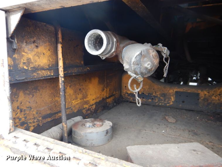 image for item DI8308 1994 Ford L8000  sewer jetter  truck