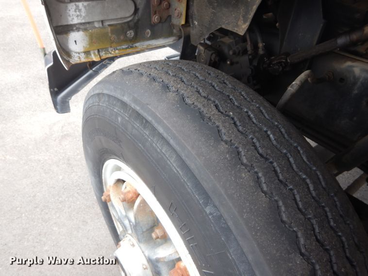 image for item DI8308 1994 Ford L8000  sewer jetter  truck